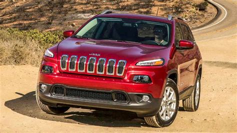 Jeep cherokee ptu recall The 2016 Jeep Cherokee curb weight ranges from 3,655 to 4,064 lbs, the fuel tank capacity is about 15. . Jeep cherokee ptu recall